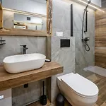 Korona Giewontu Lux Jaccuzi