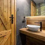 Korona Giewontu Lux Jaccuzi * Kościelisko