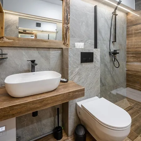 Korona Giewontu Lux Jaccuzi