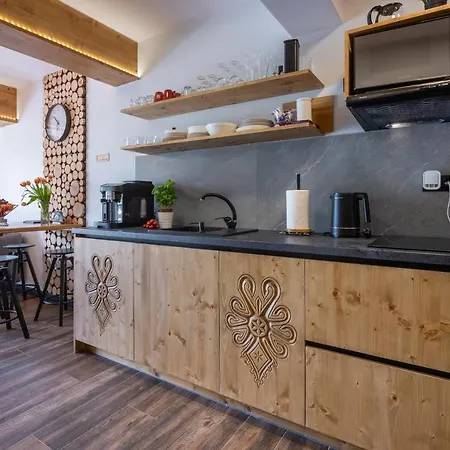 Korona Giewontu Lux Jaccuzi Kościelisko