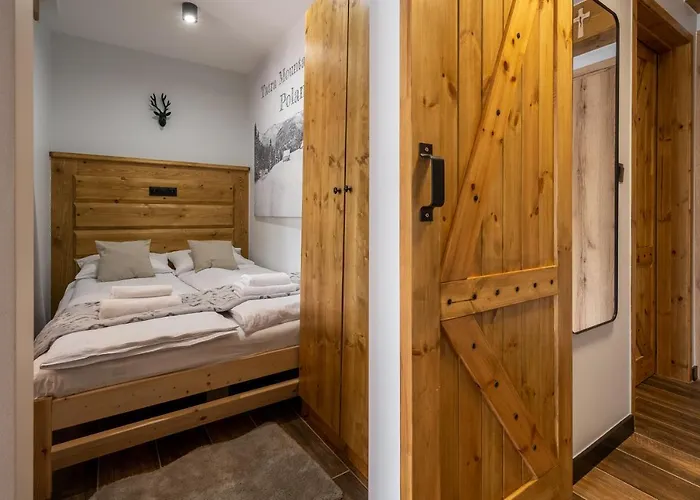 Korona Giewontu Lux Jaccuzi كوشتيليسكا